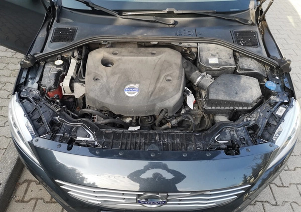 Volvo V60 cena 48000 przebieg: 173000, rok produkcji 2014 z Warszawa małe 79
